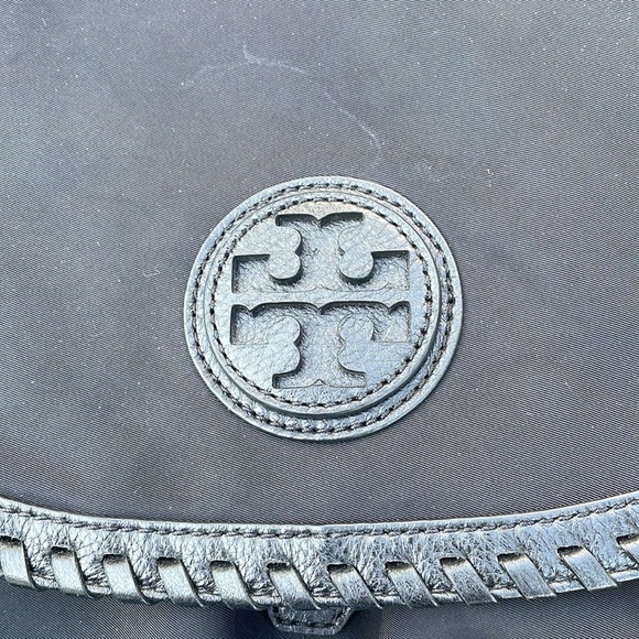 Tory Burch black shoulder bag with original tag - Picture 2 of 7